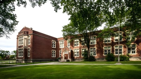 Daniel McIntyre Collegiate Institute