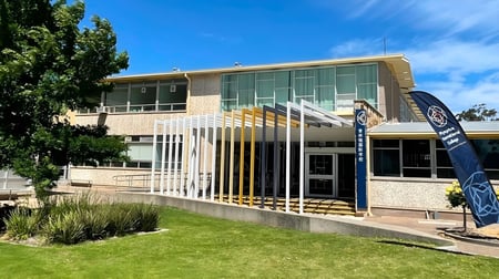 Plympton International College