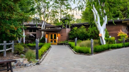 Woodside Priory School