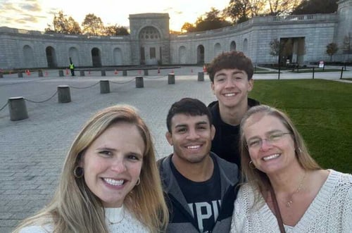 estudiante-en-estados-unidos-familia-americana