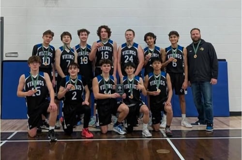 vivir-en-canada-como-estudiante-equipo-baloncesto-1